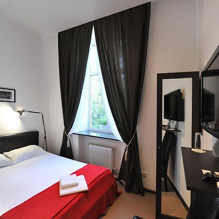 Hotel Reno On Deribasovskaya Οδησσός Εξωτερικό φωτογραφία